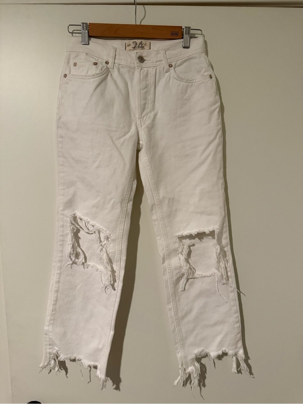 Free People White Distressed Women’s Jeans